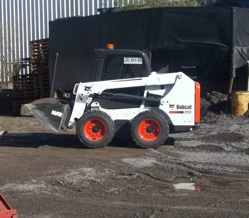 MINICARGADOR EN EMPRESA DE ASFALTO 3